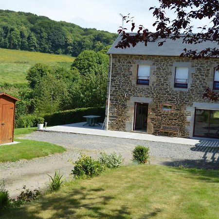 Cosy Chalet With Private Garden In Normandy Isigny-le-Buat Zewnętrze zdjęcie
